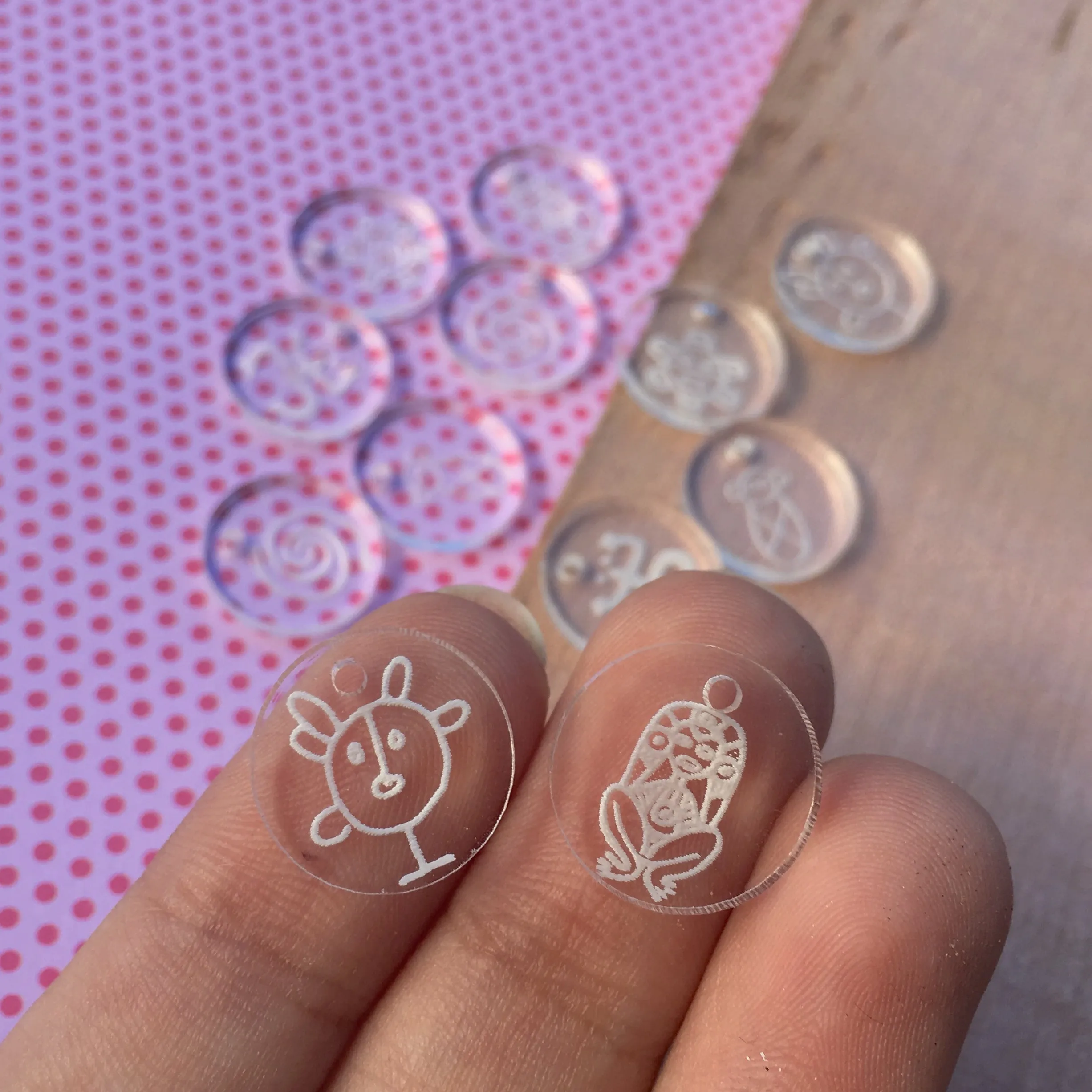 Símbolos Tainos Puerto Rico - 12 Piezas, 15mm / Puerto Rican Taino symbols