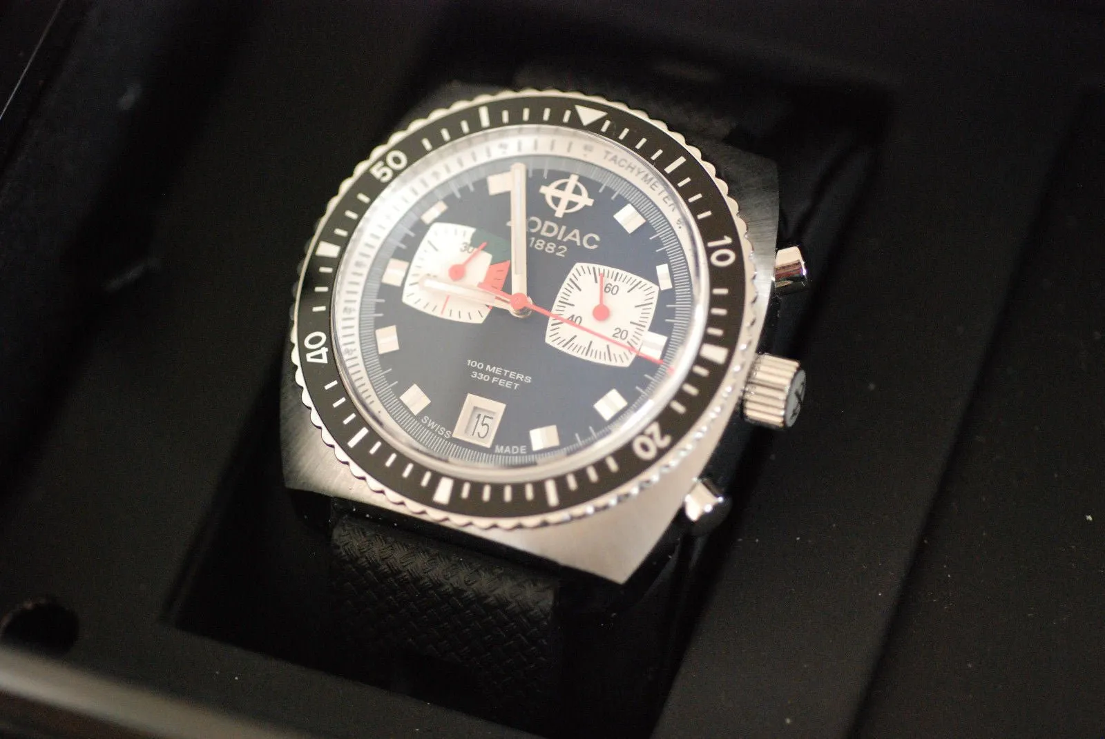 Sold!!! Zodiac Sea Dragon ZO3005 Mens Diver's Watch Black White Black Band Swiss Made
