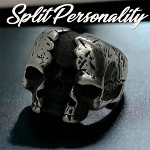 Split Personality Skull Ring (#697silver/black)