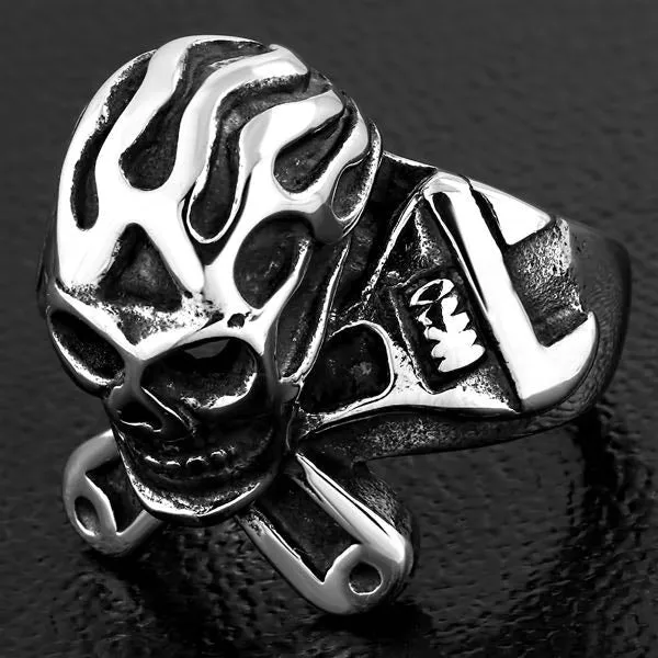 The Flaming Wrench - Skull Ring (#382)