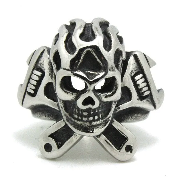 The Flaming Wrench - Skull Ring (#382)