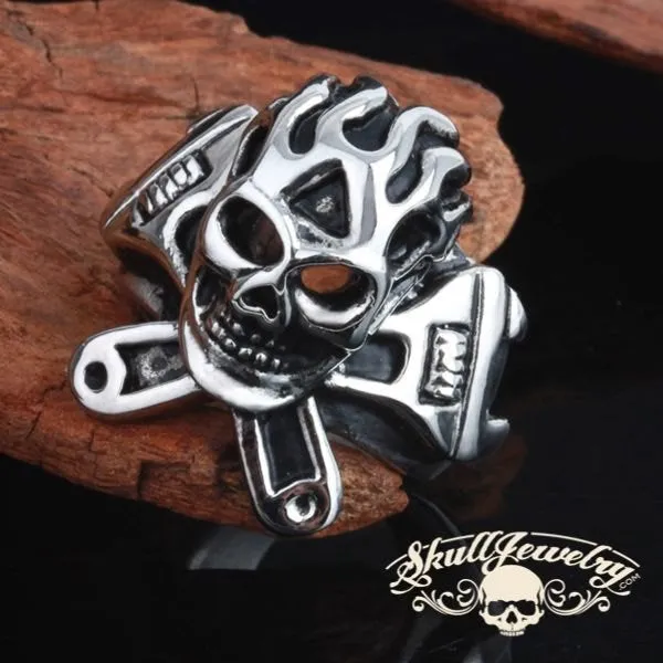 The Flaming Wrench - Skull Ring (#382)