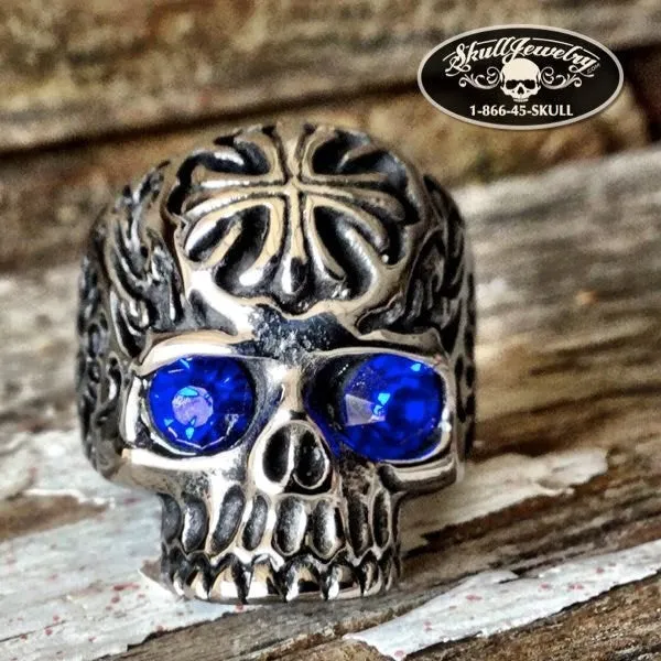 The Story In Your Eyes - Blue Eyes Skull Ring (#462)