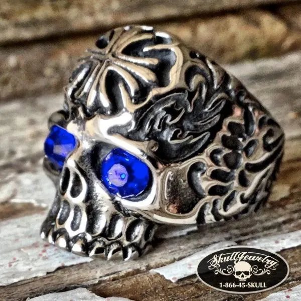 The Story In Your Eyes - Blue Eyes Skull Ring (#462)