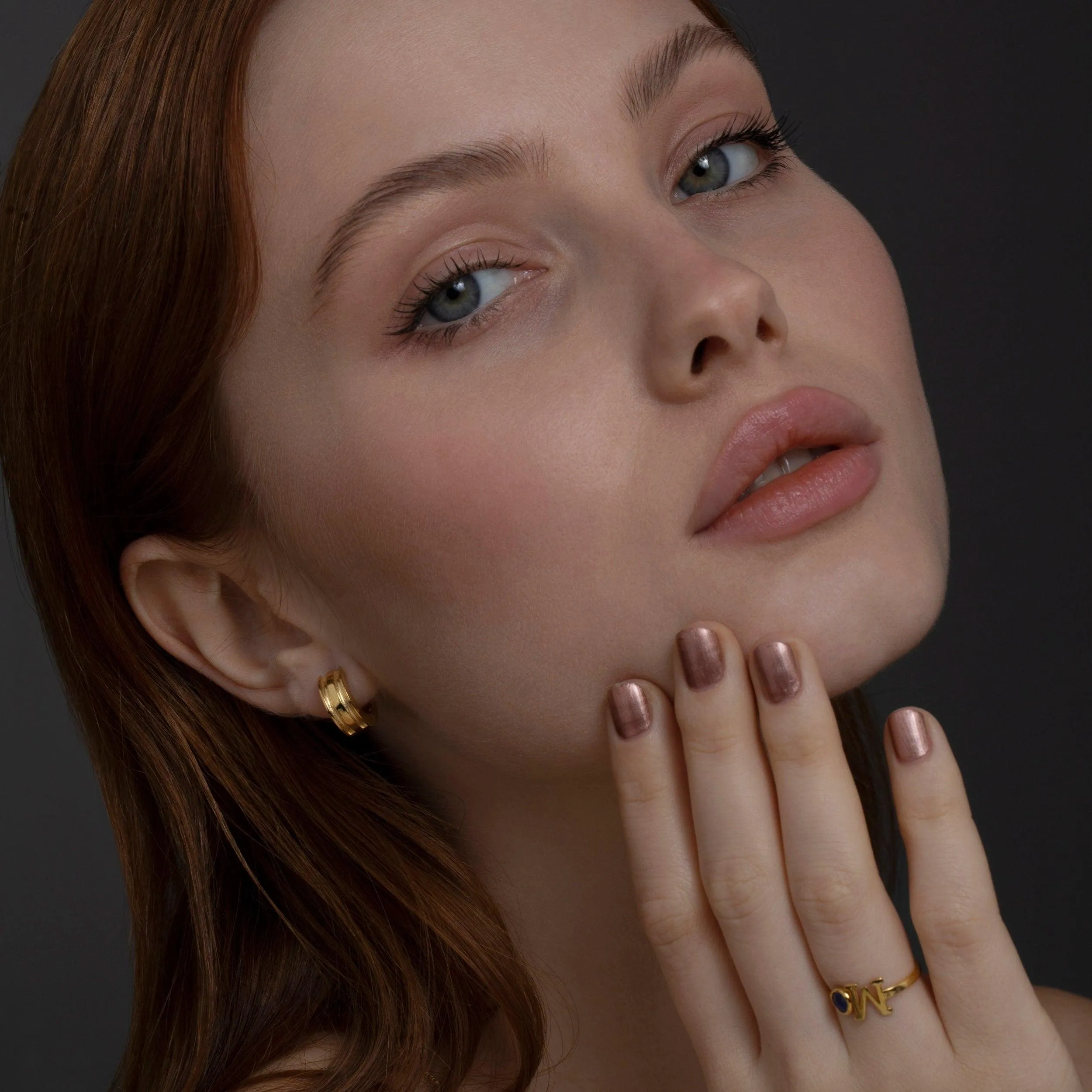 Thick Huggie Hoop Earrings - 18K Gold Vermeil