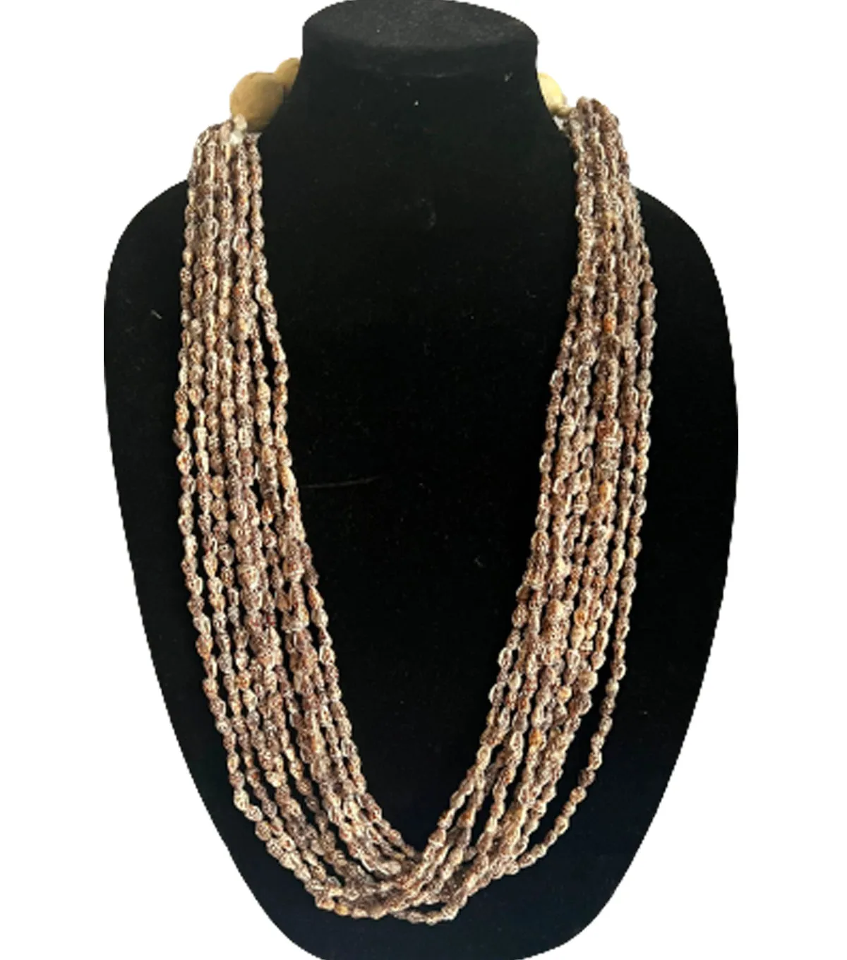 Thick Shell Necklace
