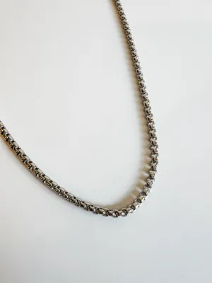 THICK SILVER BOX CHAIN