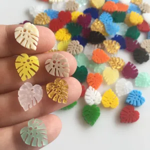Tiny Monstera Leaves / 20 Pieces, 15mm