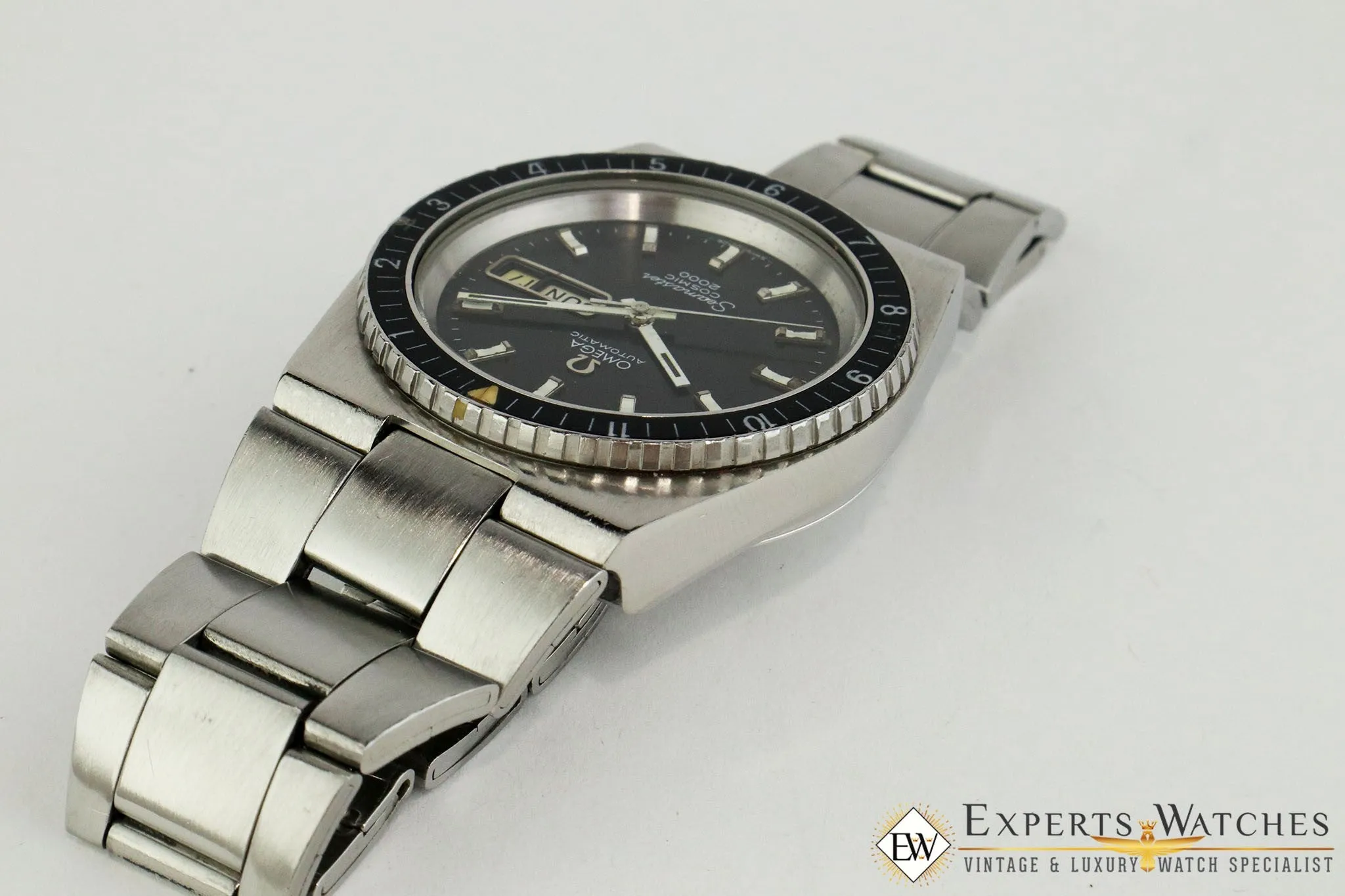 Vintage 1970' Omega Seamaster Cosmic Diver 2000 60m ref 166.137 Day Date Watch
