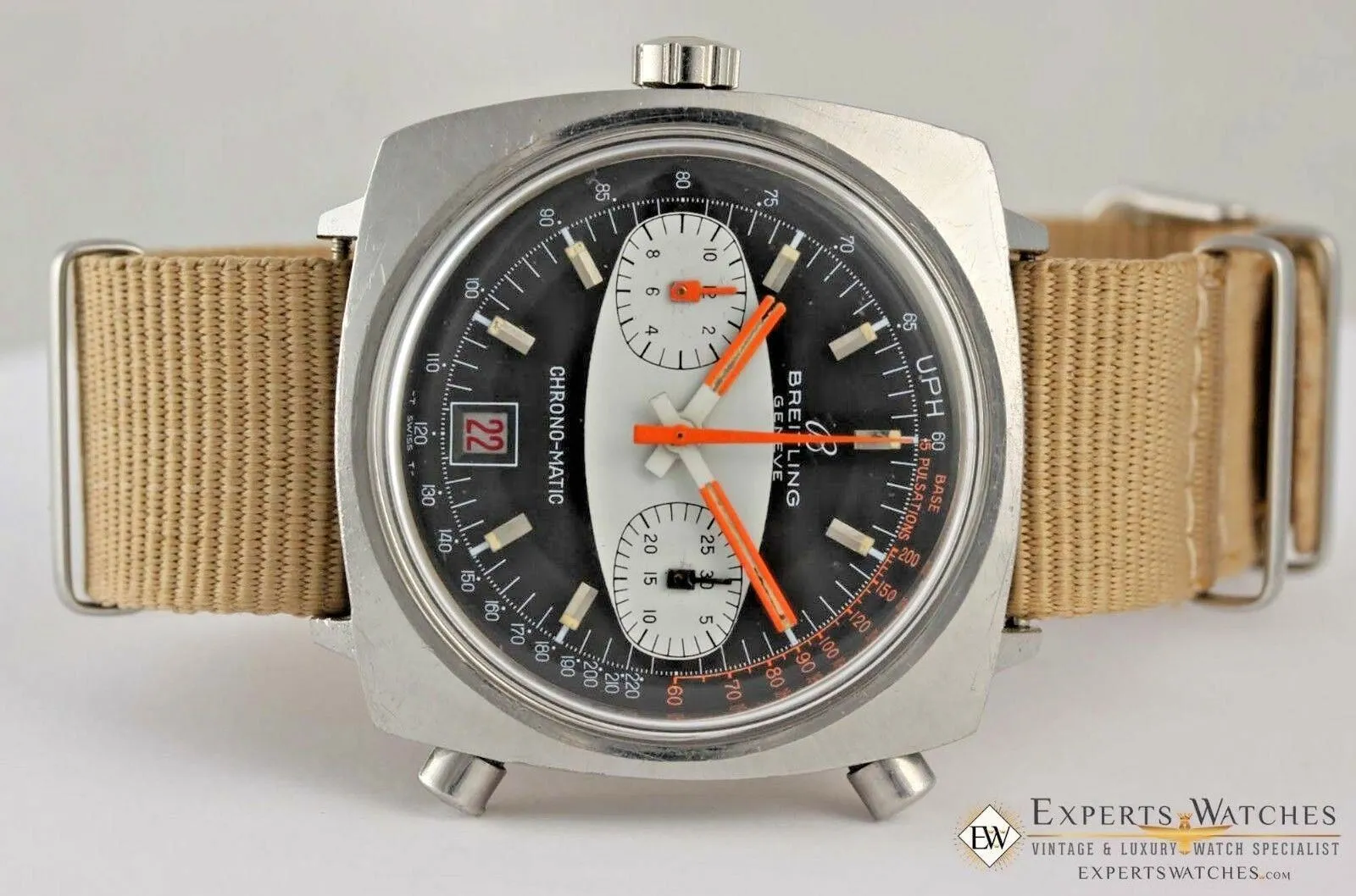 Vintage BREITLING Chrono-Matic 2111 Calibre 11 Chronograph Automatic Panda Watch