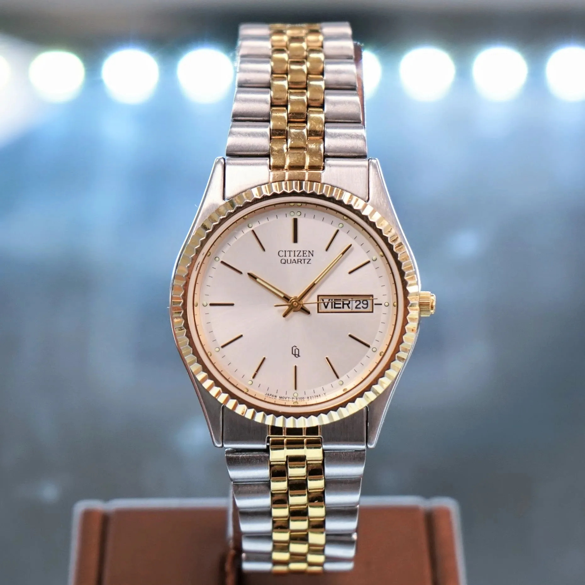 Vintage CITIZEN Quartz CQ Watch Day/Date ALL Two-Tone S.S. - 6100-R00405