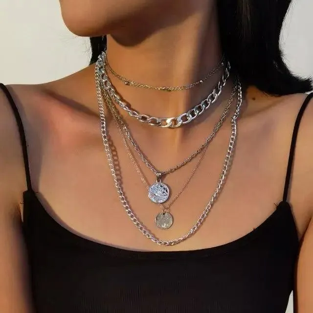 Vintage Style Multilayers Human Head Coin Pendant Necklaces For Women And Girls -Thick Chain Necklace Jewelry