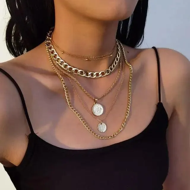 Vintage Style Multilayers Human Head Coin Pendant Necklaces For Women And Girls -Thick Chain Necklace Jewelry