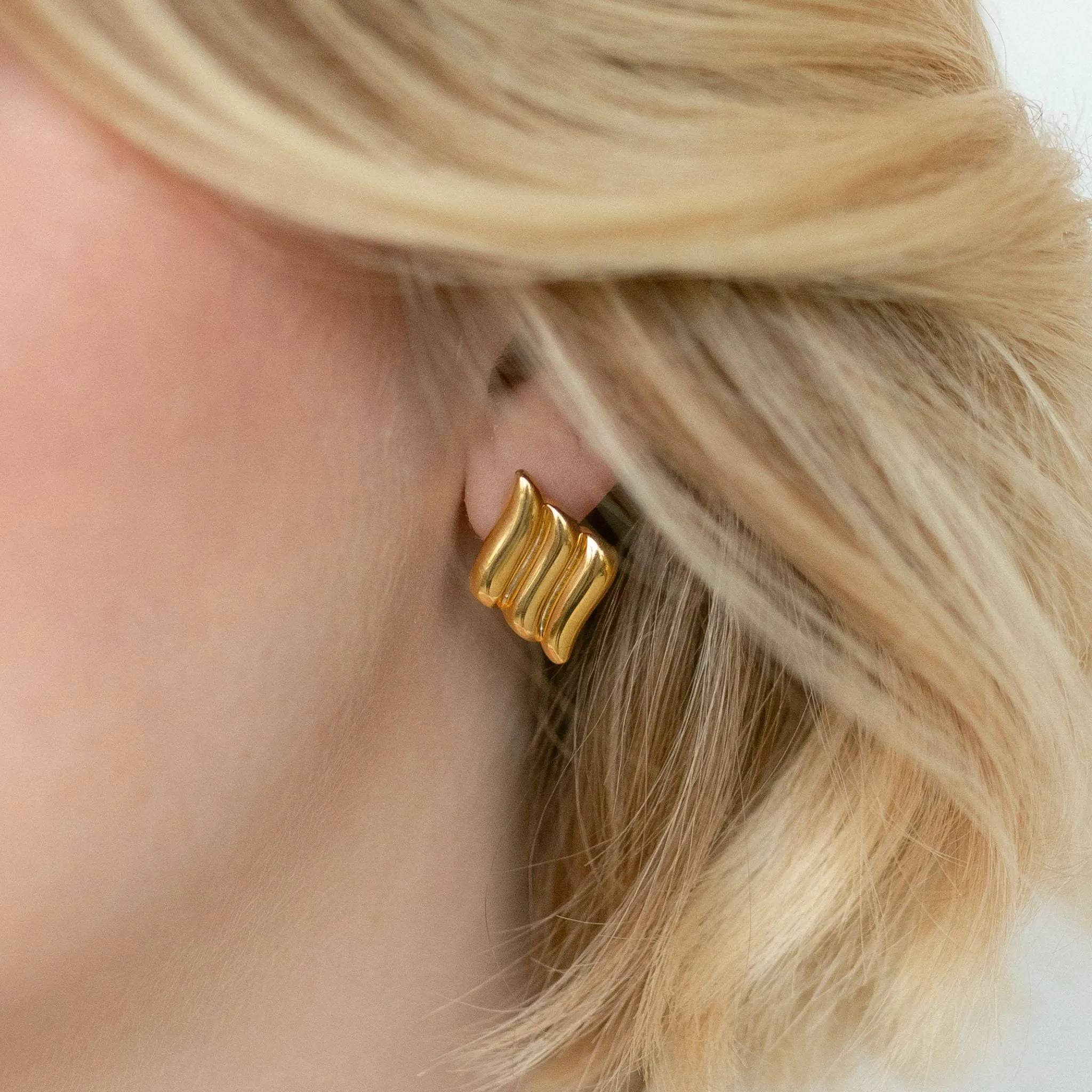 Vintage Wave Stud Earrings