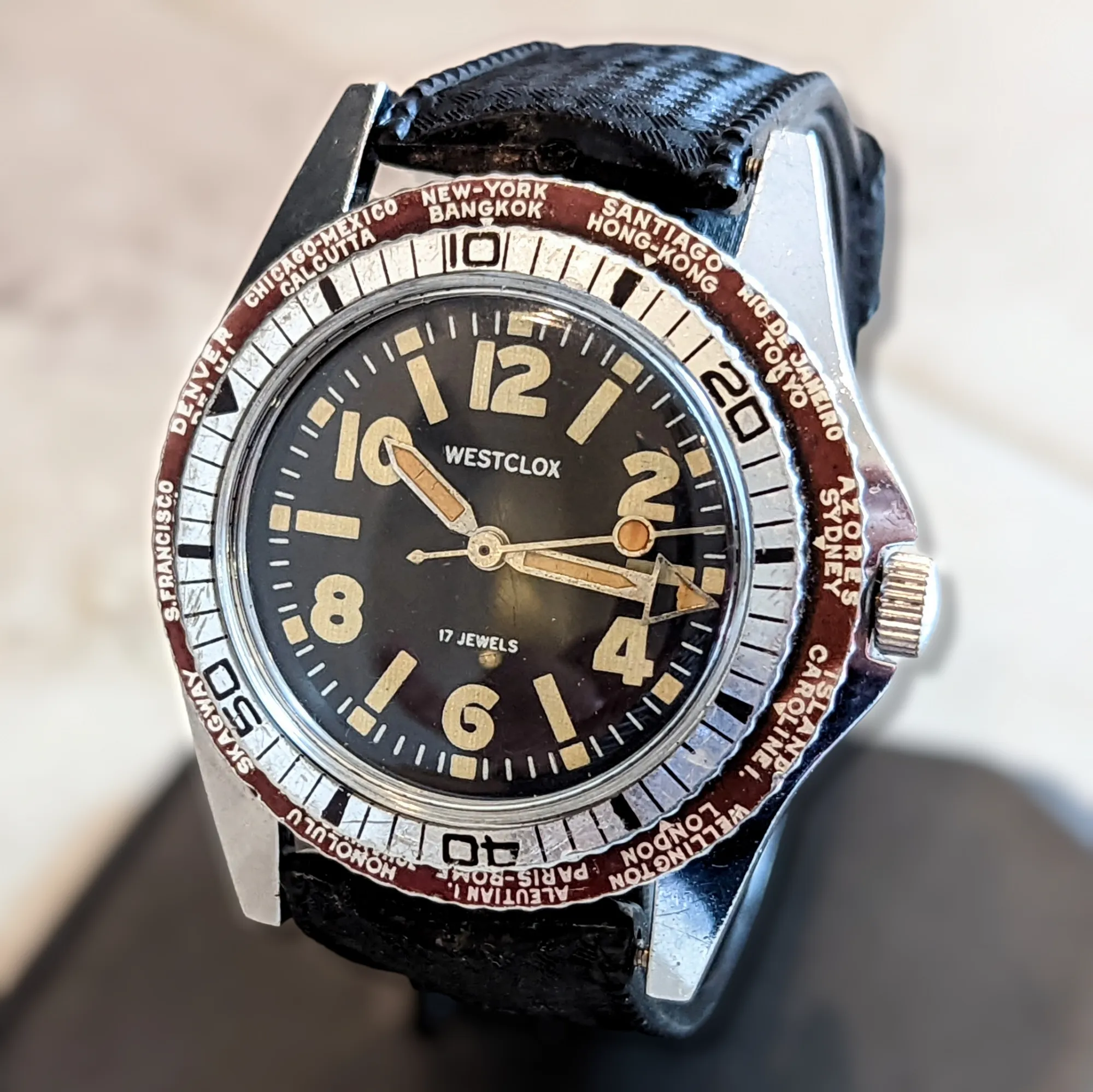 WESTCLOX Dual Bezel Diver Watch World Timer Wristwatch 17 Jewels