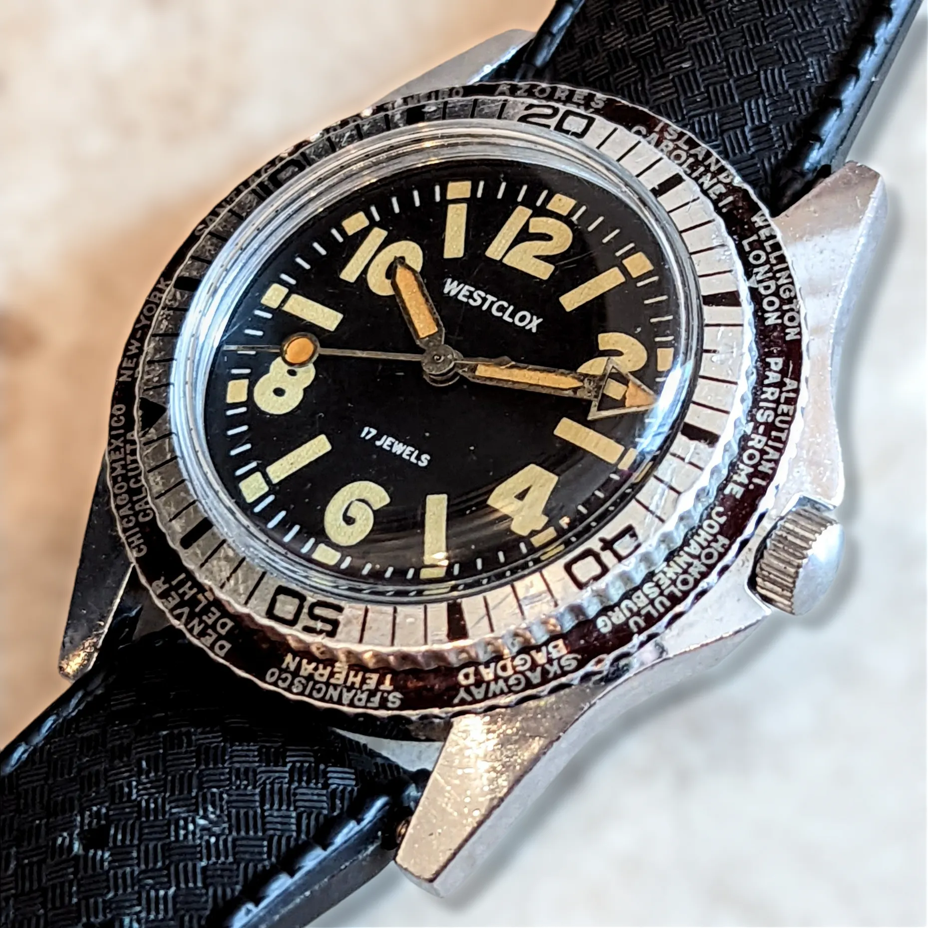 WESTCLOX Dual Bezel Diver Watch World Timer Wristwatch 17 Jewels