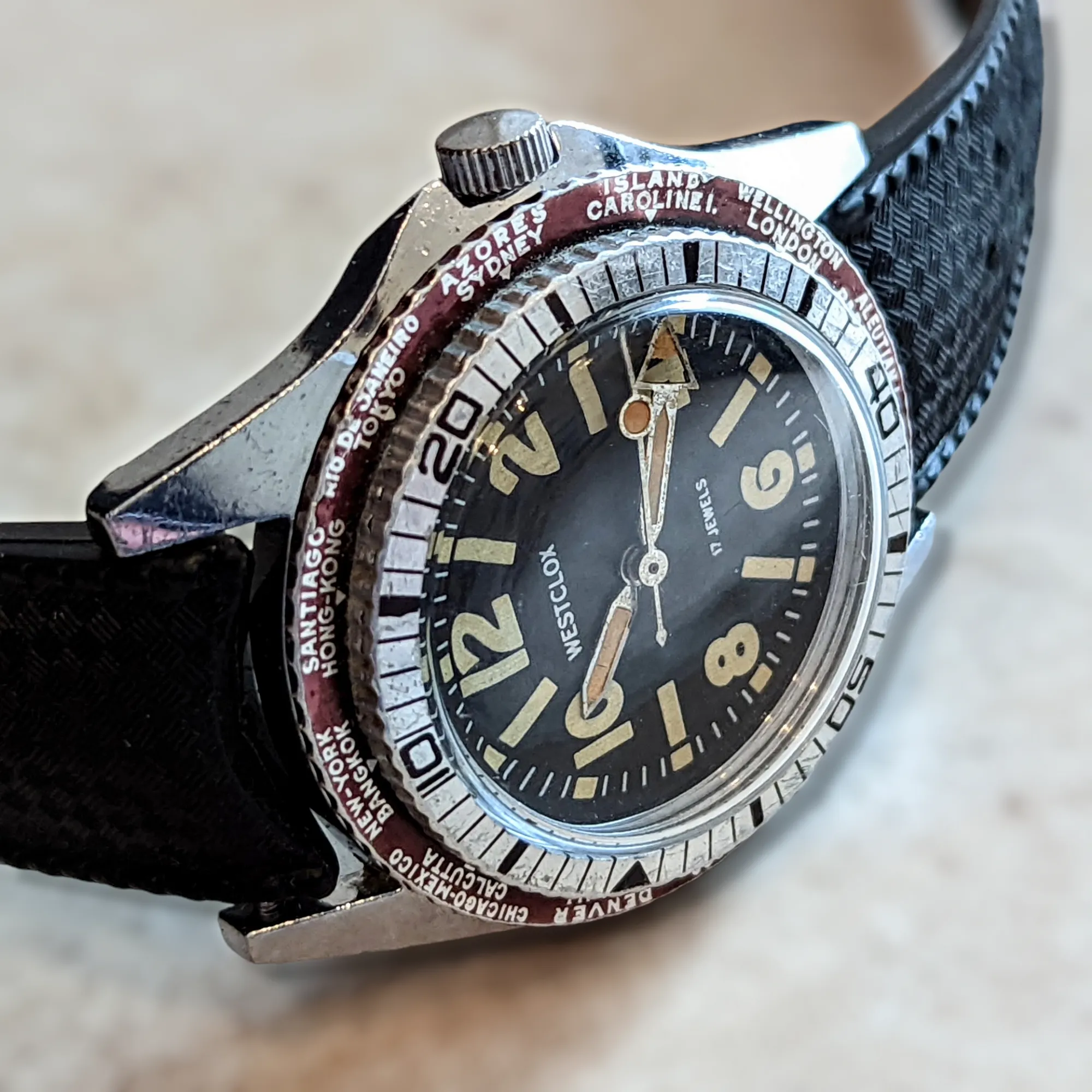 WESTCLOX Dual Bezel Diver Watch World Timer Wristwatch 17 Jewels